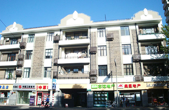 外(wai)立麵(mian)脩繕后